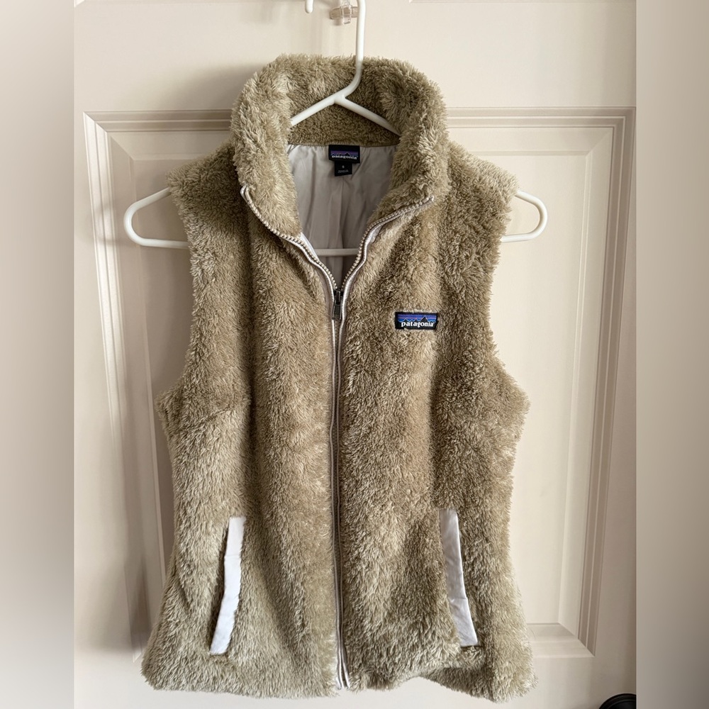 Patagonia Beige Fleece Jacket